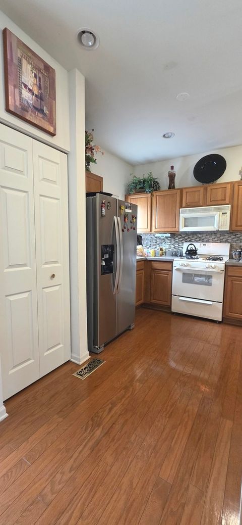 Tiny photo for 145 Enclave Circle #D, Bolingbrook, IL 60440 (MLS # 12600121)