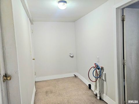 Tiny photo for 1110 E 10TH Street, Muscatine, IA 52761 (MLS # QC4269196)