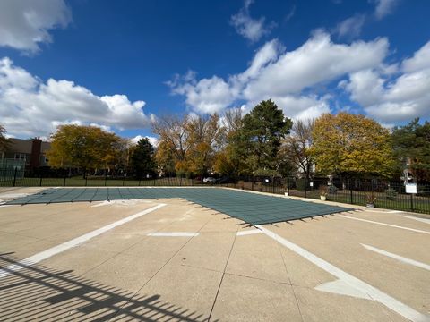 Tiny photo for 1306 S New Wilke Road #2B, Arlington Heights, IL 60005 (MLS # 12488662)