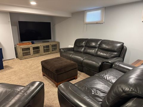 Tiny photo for 32 Westmoreland Lane, Naperville, IL 60540 (MLS # 12511984)