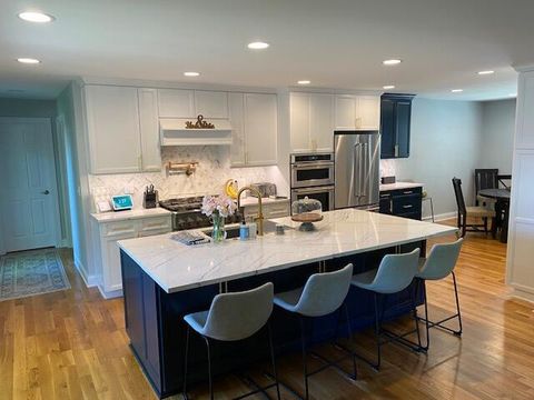 Tiny photo for 32 Westmoreland Lane, Naperville, IL 60540 (MLS # 12511984)