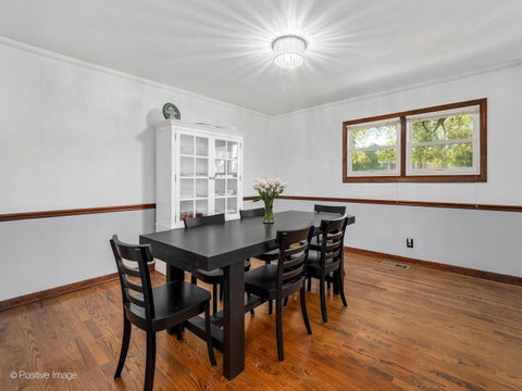 Tiny photo for 875 S York Street, Elmhurst, IL 60126 (MLS # 12664935)