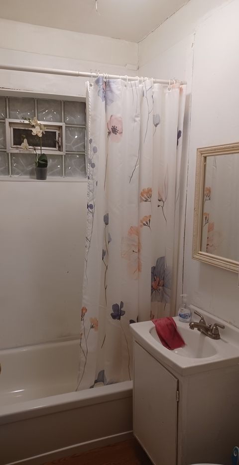 Tiny photo for 7871 W Oakleaf Avenue, Elmwood Park, IL 60707 (MLS # 12504091)