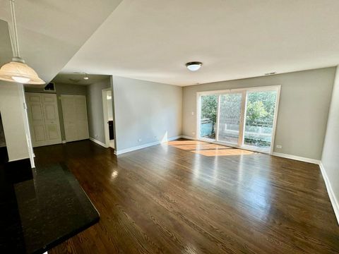 Tiny photo for 6433 N Damen Avenue #3E, Chicago, IL 60645 (MLS # 12401273)