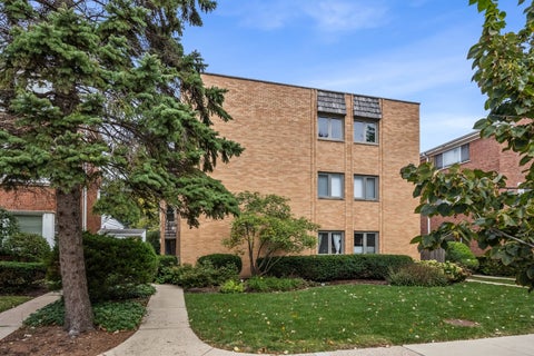 Tiny photo for 2219 Central Street #3A, Evanston, IL 60201 (MLS # 12789444)