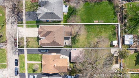 Tiny photo for 520 S Wisconsin Avenue, Villa Park, IL 60181 (MLS # 12605298)