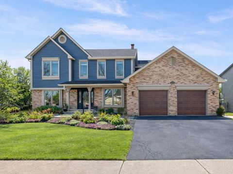 2005 N Woodland Lane Arlington Heights IL 60004