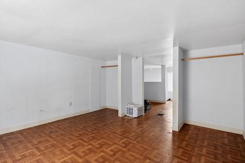 Tiny photo for 1622 E Cornell Avenue, Springfield, IL 62703 (MLS # 12562092)