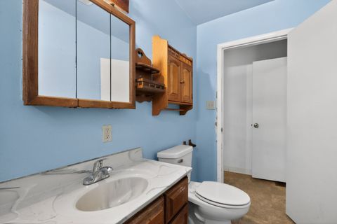 Tiny photo for 1622 E Cornell Avenue, Springfield, IL 62703 (MLS # 12562092)