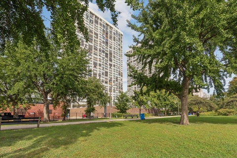 Tiny photo for 5445 N Sheridan Road #3211, Chicago, IL 60640 (MLS # 12747169)