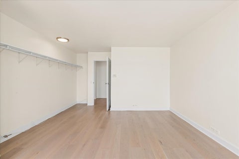 Tiny photo for 5445 N Sheridan Road #3211, Chicago, IL 60640 (MLS # 12747169)