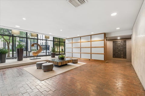 Tiny photo for 5445 N Sheridan Road #3211, Chicago, IL 60640 (MLS # 12747169)