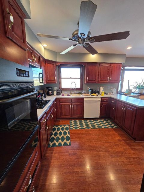 Tiny photo for 19 Pasadena Drive, Oswego, IL 60543 (MLS # 12552225)