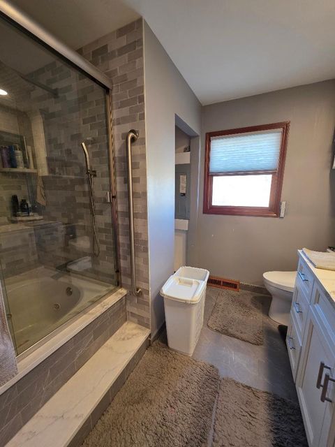 Tiny photo for 19 Pasadena Drive, Oswego, IL 60543 (MLS # 12552225)