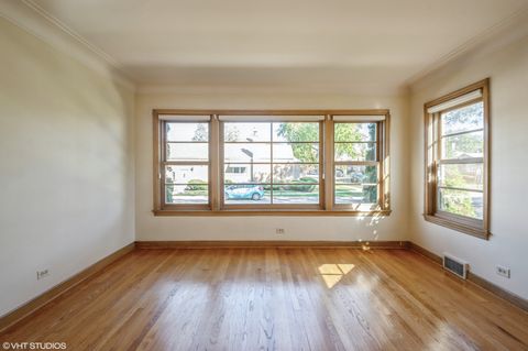 A home in Elmwood Park