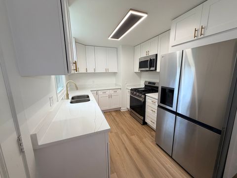 Tiny photo for 410 E Abe Street, Plano, IL 60545 (MLS # 12682159)