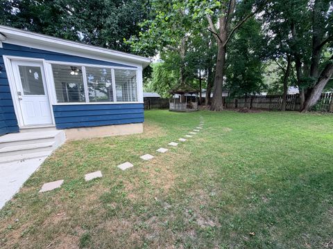 Tiny photo for 410 E Abe Street, Plano, IL 60545 (MLS # 12682159)