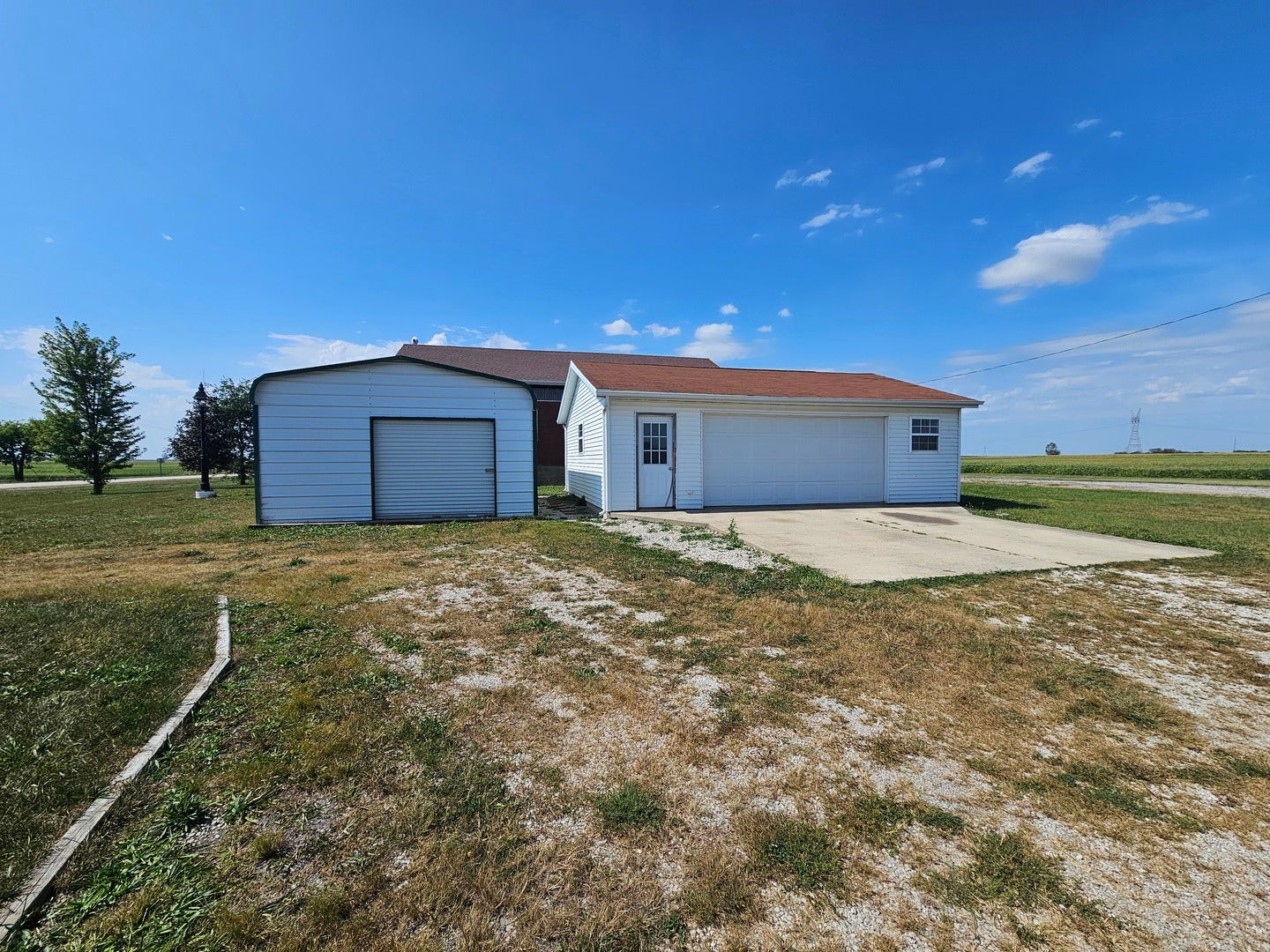18015 N 2100 East Road