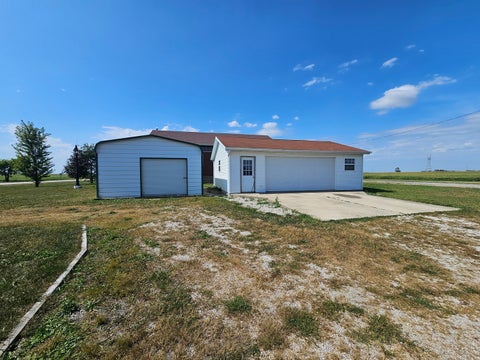 Tiny photo for 18015 N 2100 East Road, Pontiac, IL 61764 (MLS # 12750092)