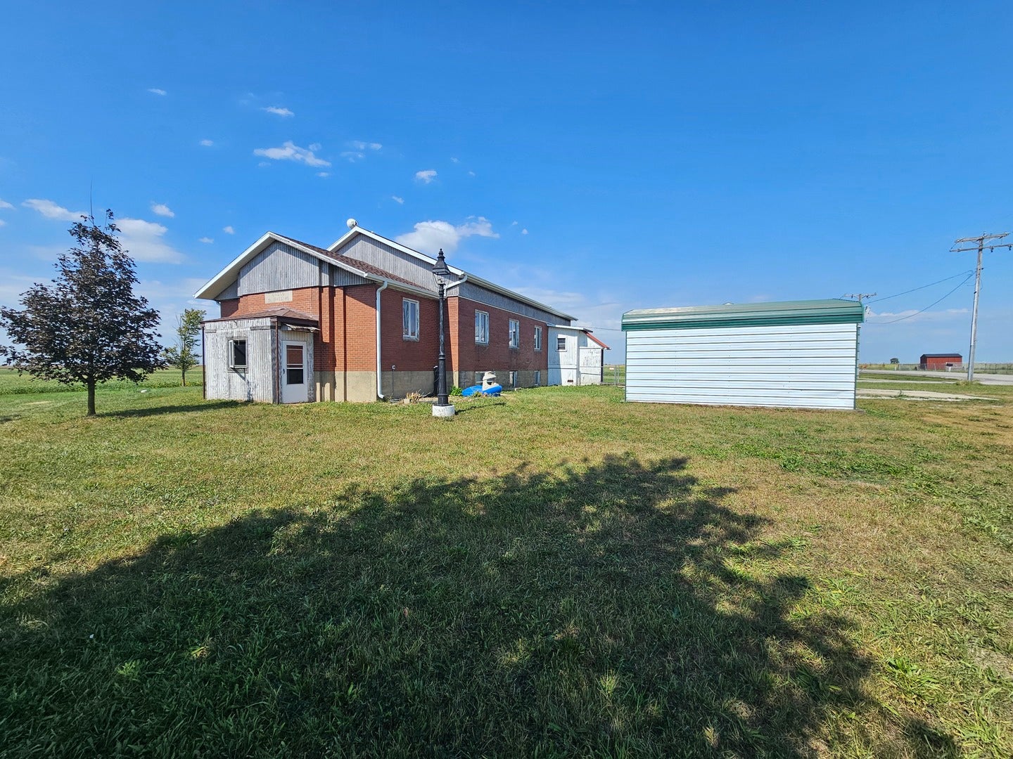 18015 N 2100 East Road