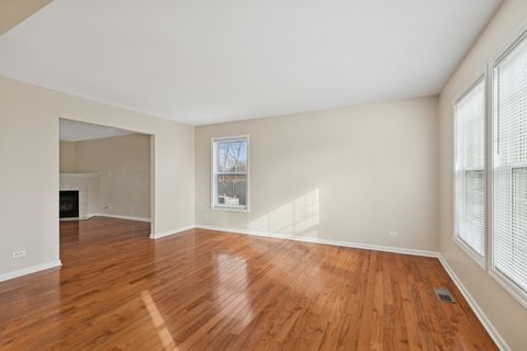 Tiny photo for 145 S Oakleaf Road, Algonquin, IL 60102 (MLS # 12541905)