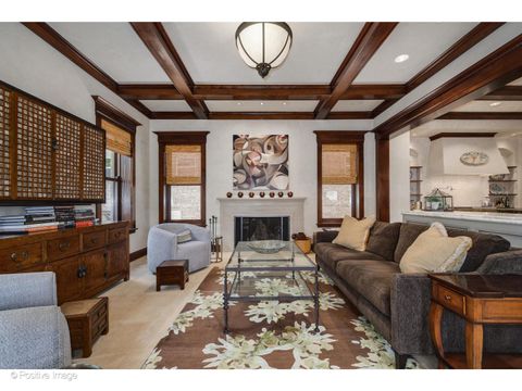 Tiny photo for 536 W Barry Avenue, Chicago, IL 60657 (MLS # 12463373)