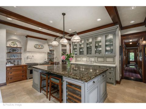 Tiny photo for 536 W Barry Avenue, Chicago, IL 60657 (MLS # 12463373)