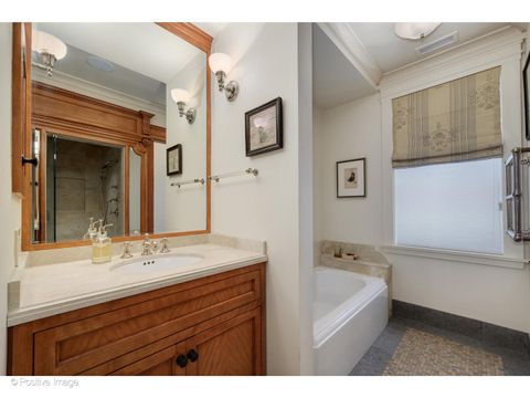 Tiny photo for 536 W Barry Avenue, Chicago, IL 60657 (MLS # 12463373)