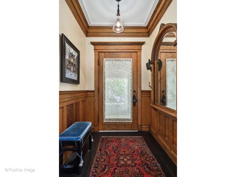 Tiny photo for 536 W Barry Avenue, Chicago, IL 60657 (MLS # 12463373)