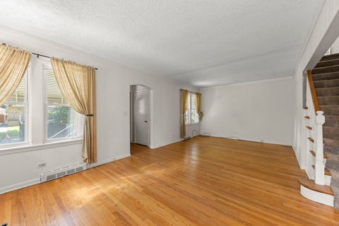Tiny photo for 2353 Hainsworth Avenue, North Riverside, IL 60546 (MLS # 12758696)