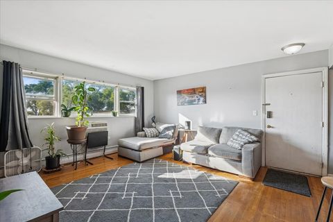 Tiny photo for 5011 Saint Charles Road #301, Bellwood, IL 60104 (MLS # 12496693)