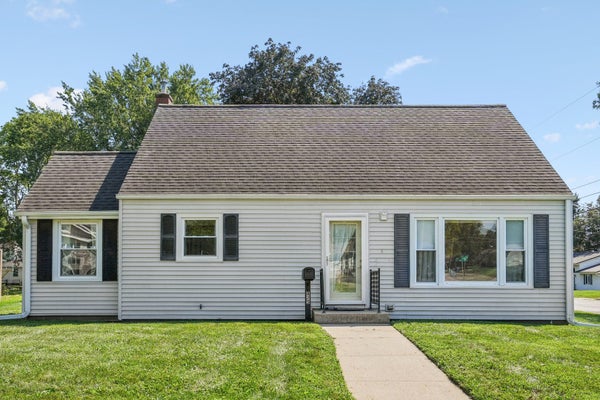 825 4TH ST, DE WITT, IA 52742 - Image 6ce5cbd4ea800e509dbfa88e5ddbb45a/2696466655