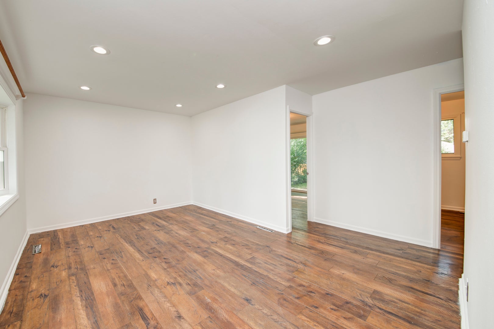 112 Green Lane