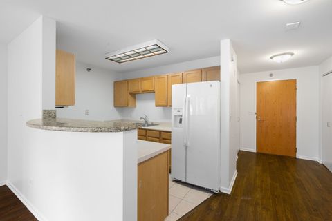 Tiny photo for 345 N LaSalle Street #407, Chicago, IL 60654 (MLS # 12525194)