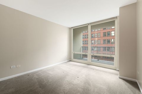 Tiny photo for 345 N LaSalle Street #407, Chicago, IL 60654 (MLS # 12525194)