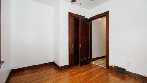 Tiny photo for 611 E Olive Street, Bloomington, IL 61701 (MLS # 12542369)