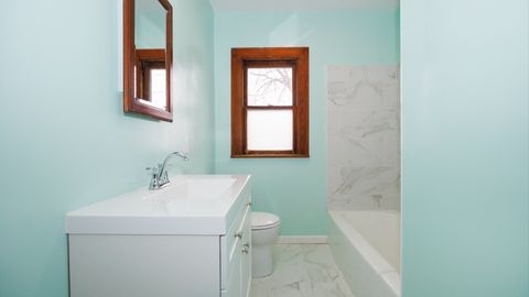 Tiny photo for 611 E Olive Street, Bloomington, IL 61701 (MLS # 12542369)