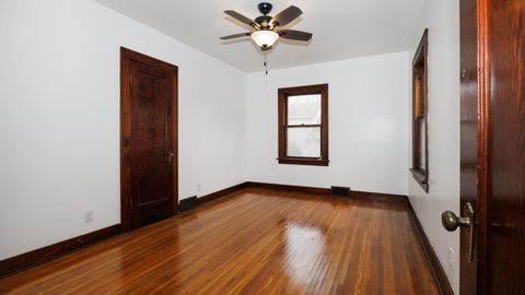 Tiny photo for 611 E Olive Street, Bloomington, IL 61701 (MLS # 12542369)