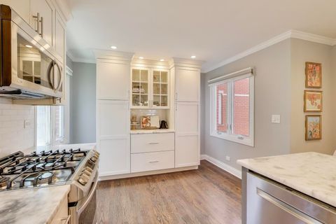 Tiny photo for 1447 W WRIGHTWOOD Avenue, Chicago, IL 60614 (MLS # 12625124)