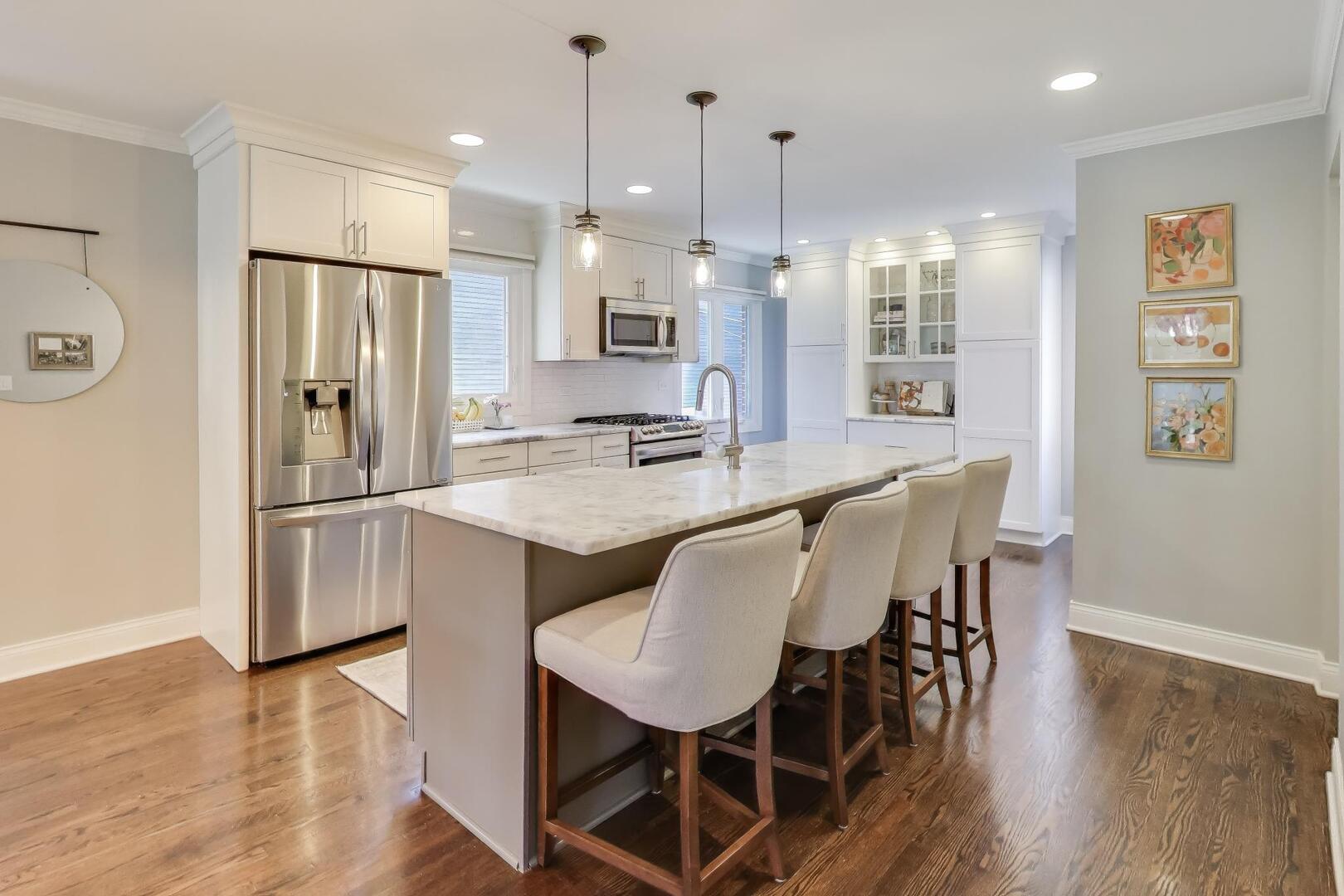 1447 W WRIGHTWOOD Avenue