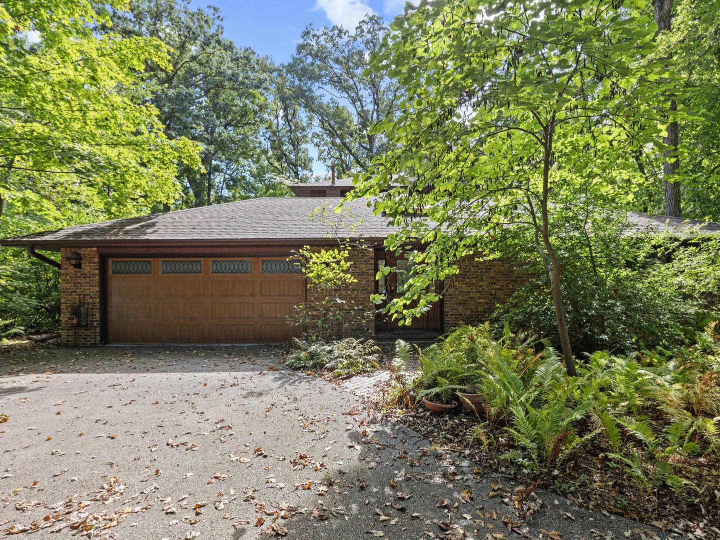 2975 Arrowwood Trail