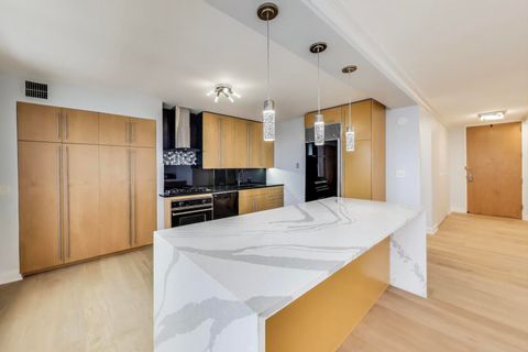 Tiny photo for 5201 S Cornell Avenue #20E, Chicago, IL 60615 (MLS # 12480109)