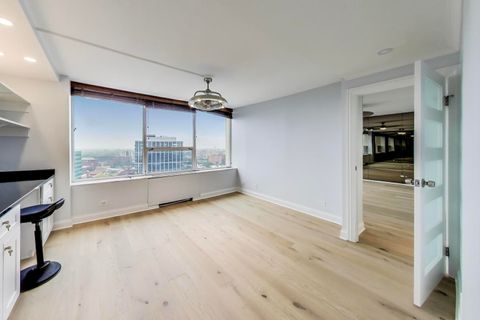 Tiny photo for 5201 S Cornell Avenue #20E, Chicago, IL 60615 (MLS # 12480109)