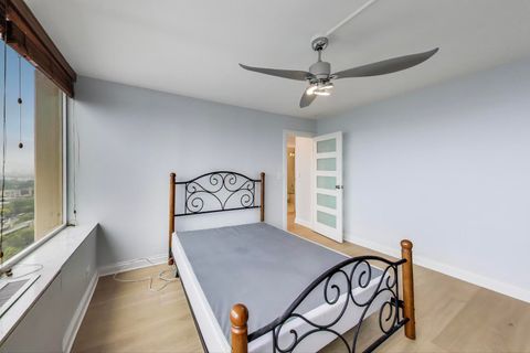 Tiny photo for 5201 S Cornell Avenue #20E, Chicago, IL 60615 (MLS # 12480109)