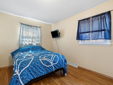 Tiny photo for 2814 Hillside Court, Bettendorf, IA 52722 (MLS # 12600320)