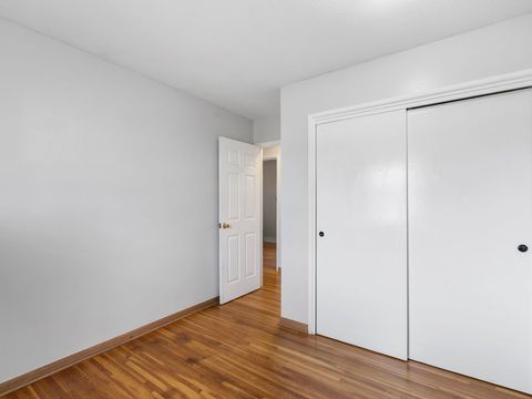 Tiny photo for 2814 Hillside Court, Bettendorf, IA 52722 (MLS # 12600320)