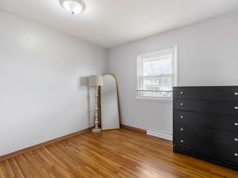 Tiny photo for 2814 Hillside Court, Bettendorf, IA 52722 (MLS # 12600320)