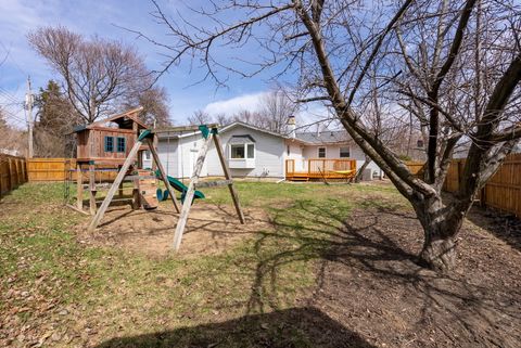 Tiny photo for 2814 Hillside Court, Bettendorf, IA 52722 (MLS # 12600320)