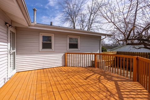 Tiny photo for 2814 Hillside Court, Bettendorf, IA 52722 (MLS # 12600320)