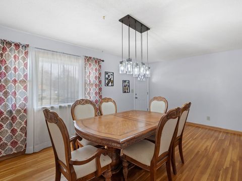 Tiny photo for 2814 Hillside Court, Bettendorf, IA 52722 (MLS # 12600320)